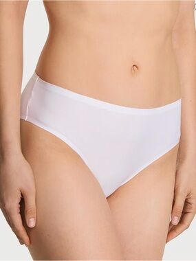 Victoria's Secret Body by Victoria Flex Mid Rise Seamless Panty White Large NWT